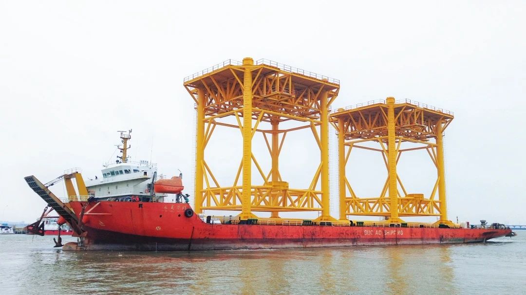 龍年啟航！公司承建防城港導向架全部完工裝船發運